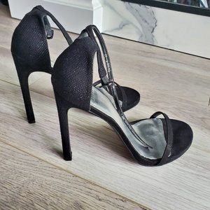 Stuart Weitzman Nudist Sandals Black Goosebump